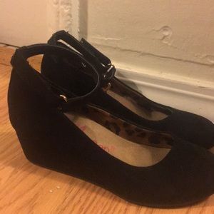 Faux Suede Girls Black Ankle Strap Wedges